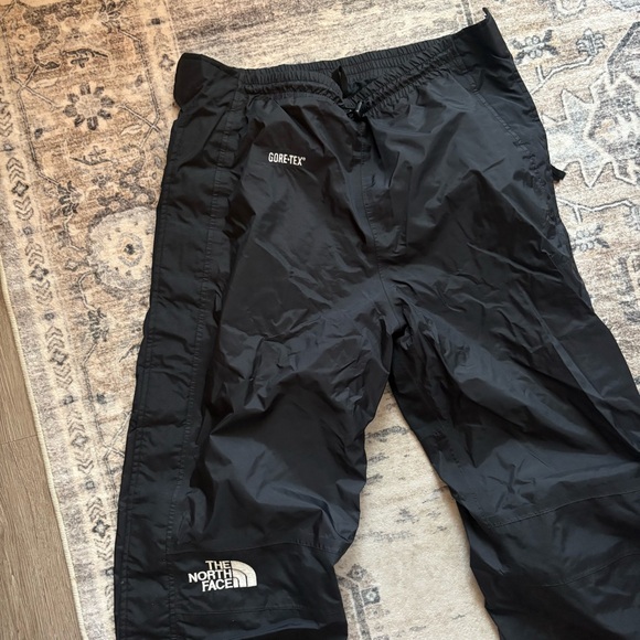 Vintage The North Face Goretex Mountain Light Ski Winter Pants size M in black - Picture 2 of 8